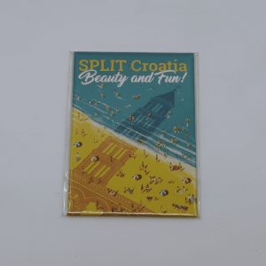 Split Beauty and Fun Magnet