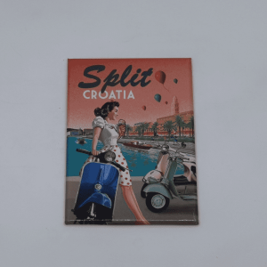 Split Retro Red Magnet